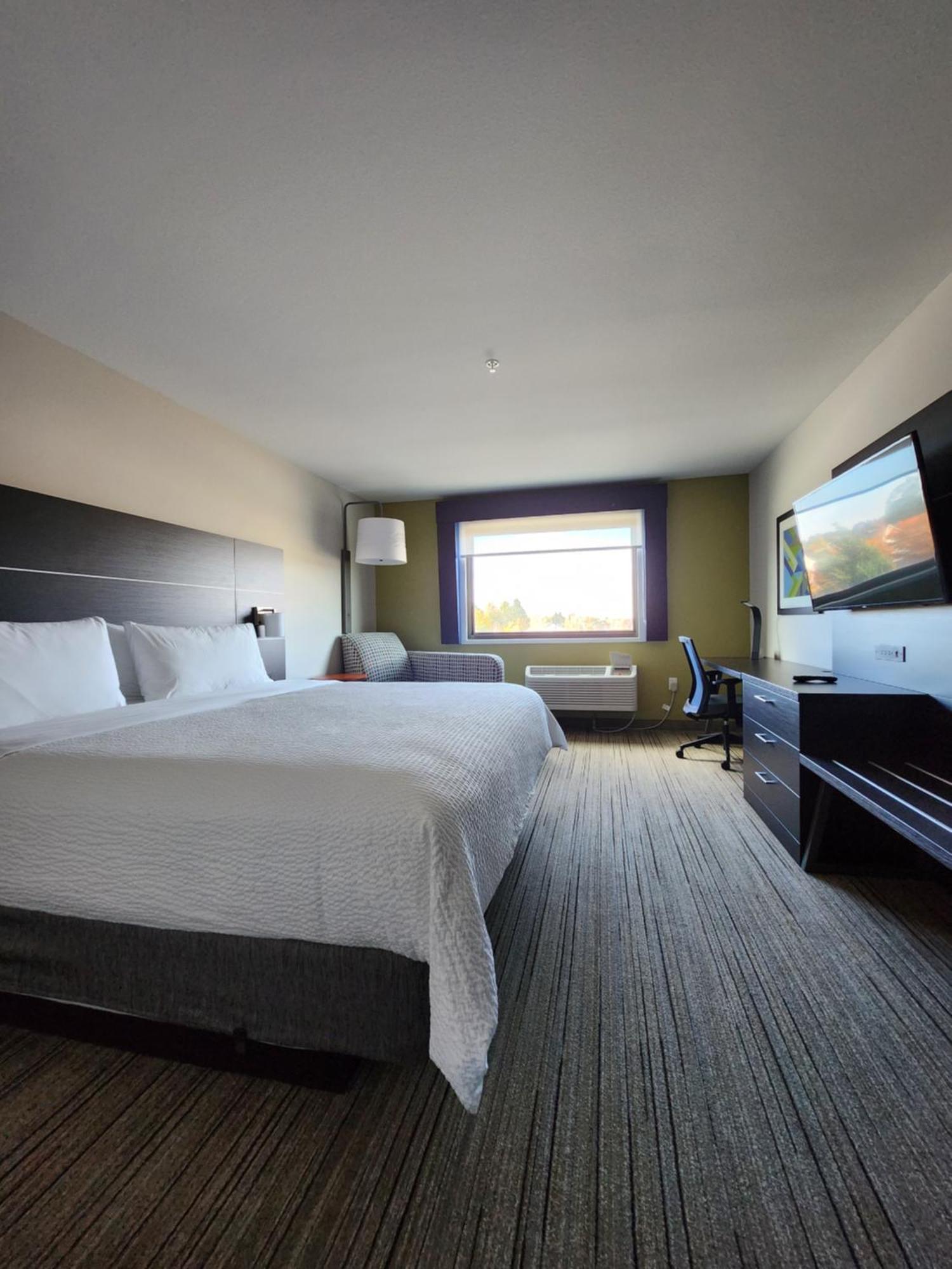 Hotel Express & - By Ihg